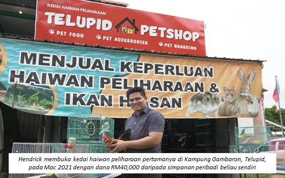 Hendrick membuka kedai pertamanya di Kampung Gambaron pada Mac 2021